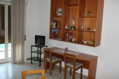 Casa Vivi' - Airport And City Lejlighed Napoli Eksteriør billede